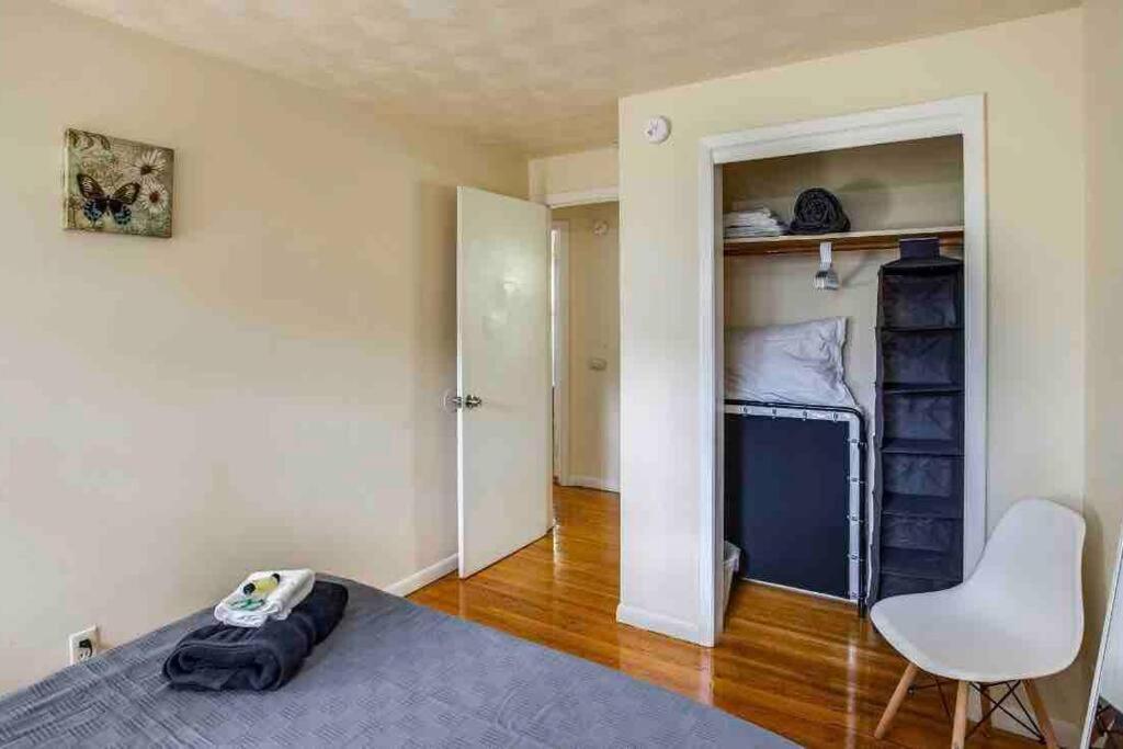 {Hot Tub In Ranch} Mins To Airport/Uofr/Strng/Dwtn Villa Rochester Buitenkant foto
